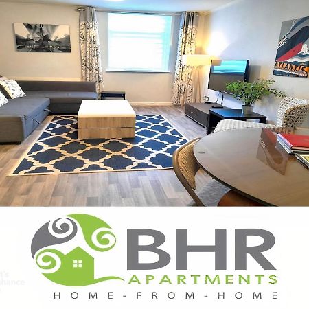 Excellent Location - City Centre - Parking - 4 Beds -2 Bedrooms Belfast Eksteriør bilde