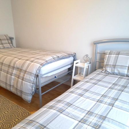 Excellent Location - City Centre - Parking - 4 Beds -2 Bedrooms Belfast Eksteriør bilde